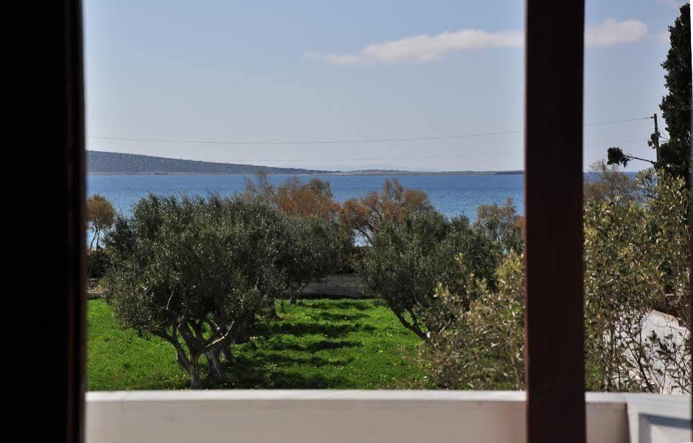 Michalis Apartments Near The Beaches With Sea View Парос Екстериор снимка